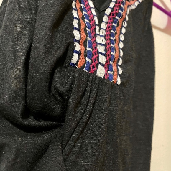 Ruffle V-Neck Top | Almost Famous | Size: M - Picture 5 of 7